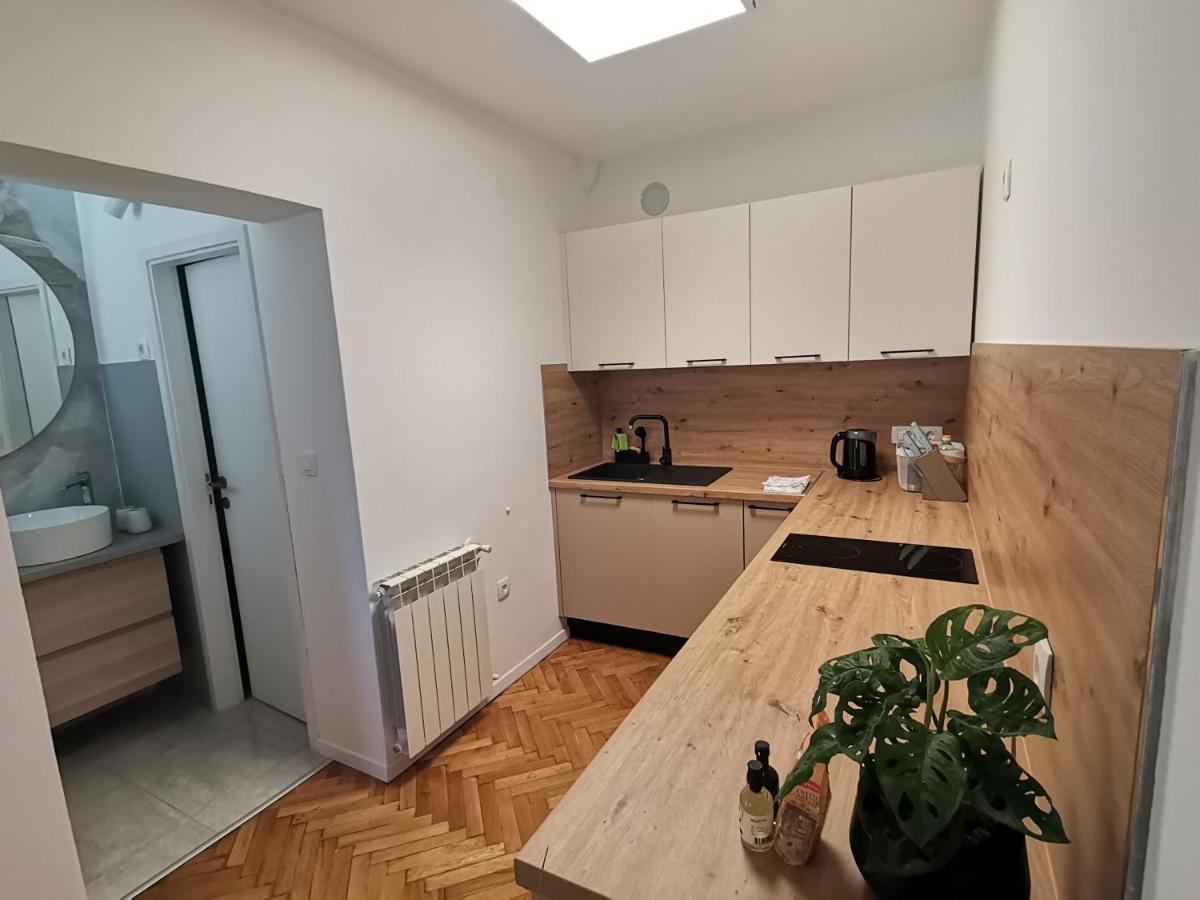 Studio Apartment Monvi Pula Ngoại thất bức ảnh